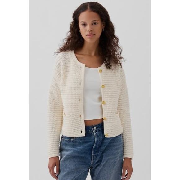 GAP Sweaters - GAP Textured Sweater Jacket in Ivory Frost sz. S